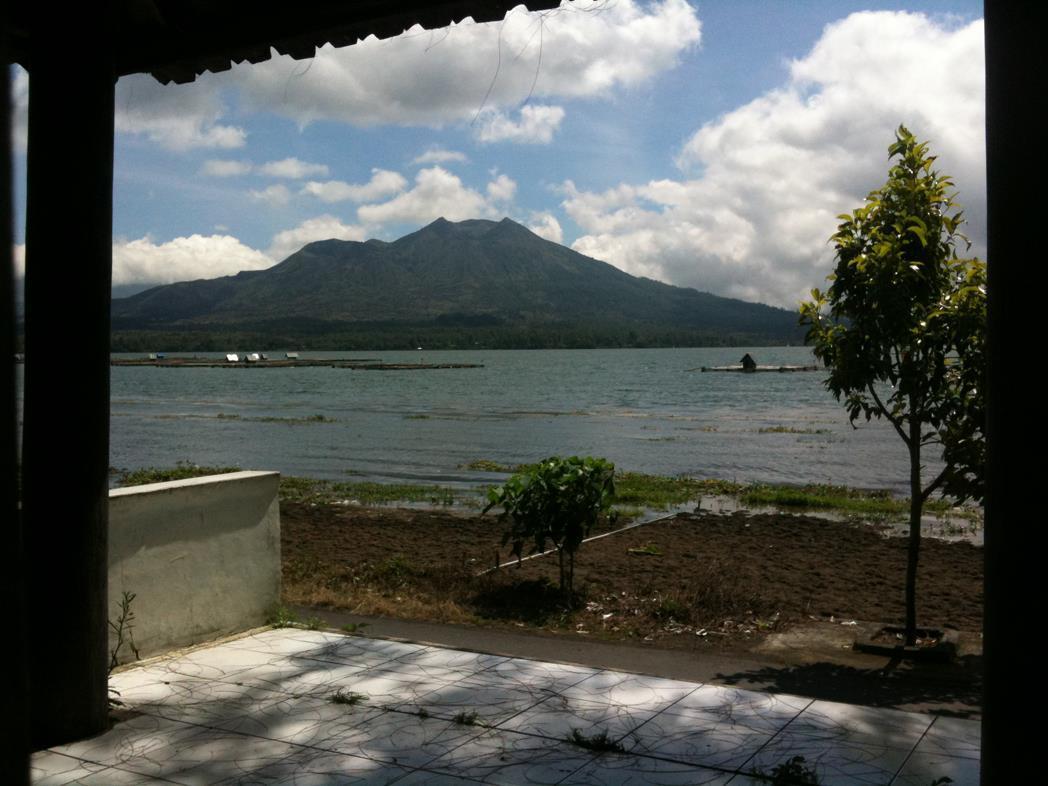Baruna Lake Side View Kintamani Extérieur photo